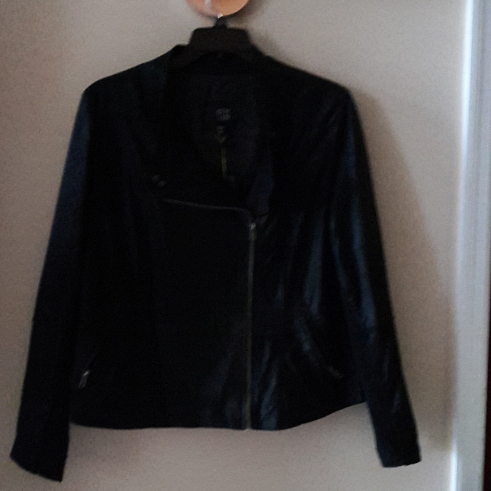 Ladies Leather Jacket 6th &LN NWT